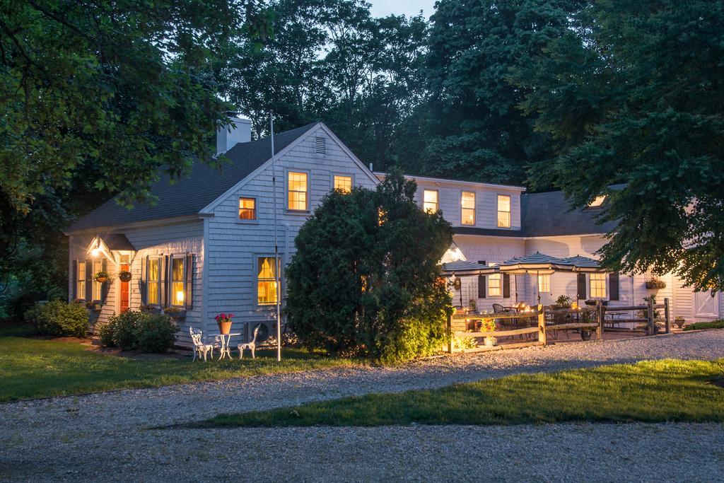 Bed and Breakfast The Parsonage East Orleans Экстерьер фото